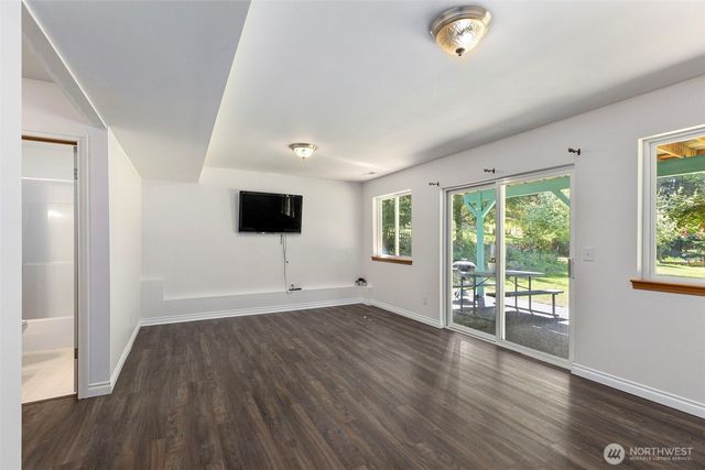 5033 NW Uff Da Lane, Silverdale, WA 98383
