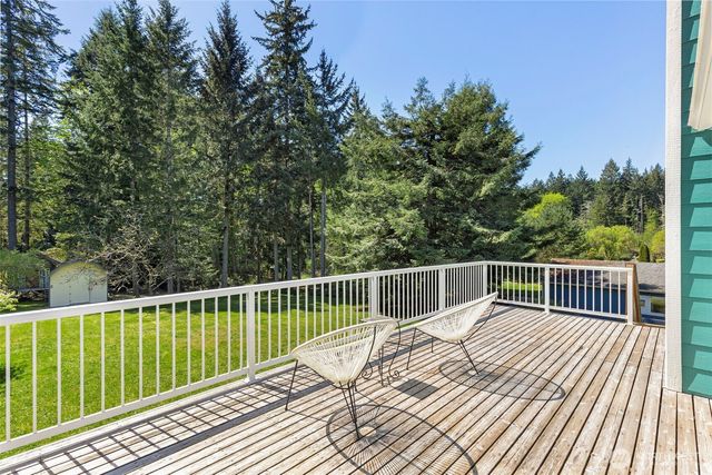 5033 NW Uff Da Lane, Silverdale, WA 98383