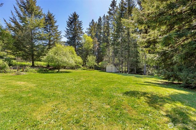 5033 NW Uff Da Lane, Silverdale, WA 98383