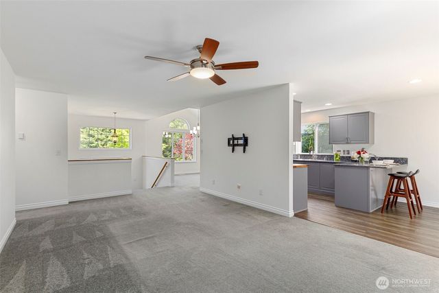5033 NW Uff Da Lane, Silverdale, WA 98383