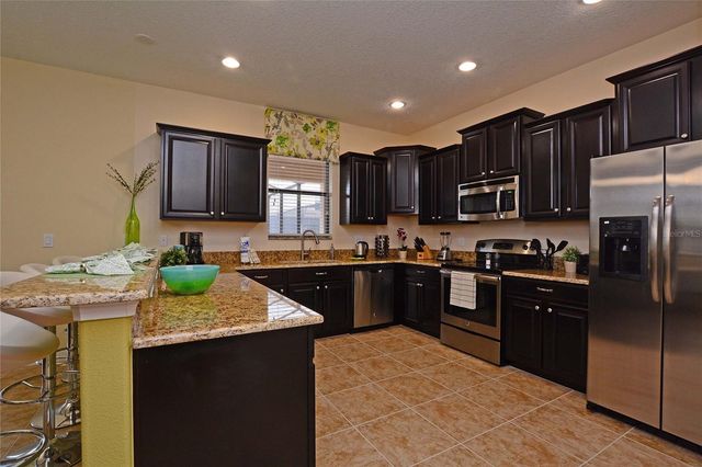 1469 MOON VALLEY DRIVE, Davenport, FL 33896