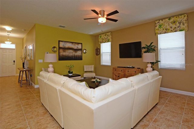 1469 MOON VALLEY DRIVE, Davenport, FL 33896