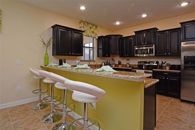 1469 MOON VALLEY DRIVE, Davenport, FL 33896
