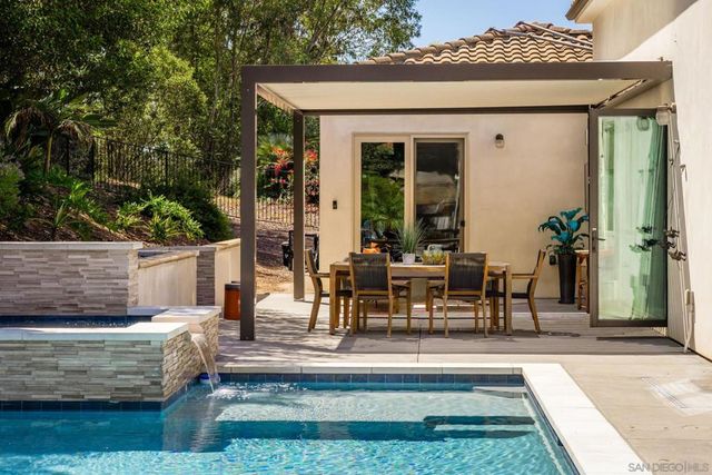 18375 Bernardo Trails Ct, San Diego, CA 92128