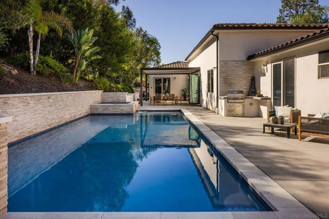 18375 Bernardo Trails Ct, San Diego, CA 92128