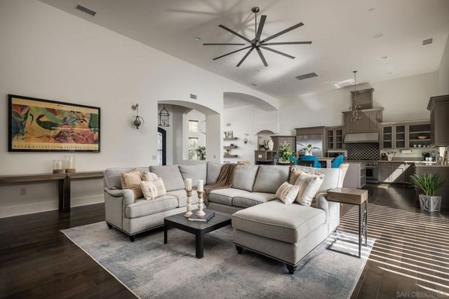 18375 Bernardo Trails Ct, San Diego, CA 92128