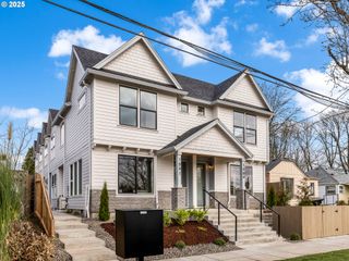 1597 N McClellan St 5, Portland, OR 97217