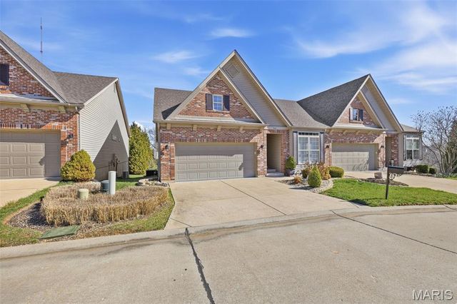 5421 Ivy Summit Court, Mehlville, MO 63128