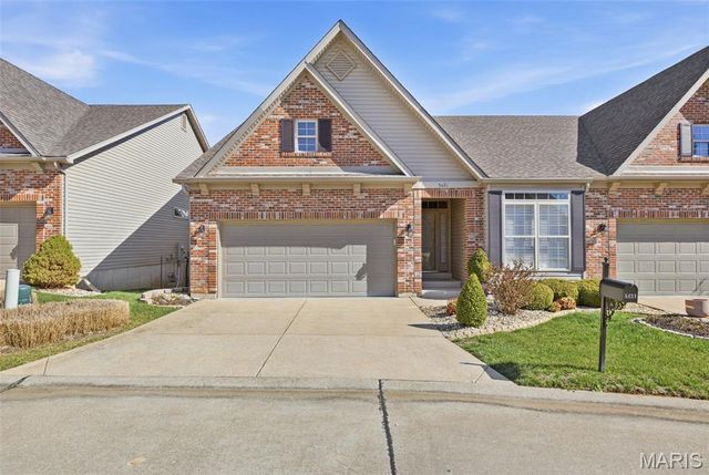 5421 Ivy Summit Court, Mehlville, MO 63128