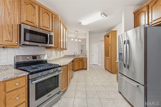 5421 Ivy Summit Court, Mehlville, MO 63128