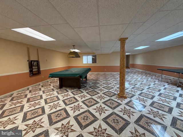 4 JONATHANS CT, Cockeysville, MD 21030