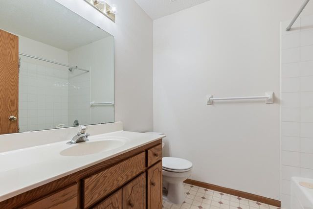 1016 Meadow Street, Cologne, MN 55322