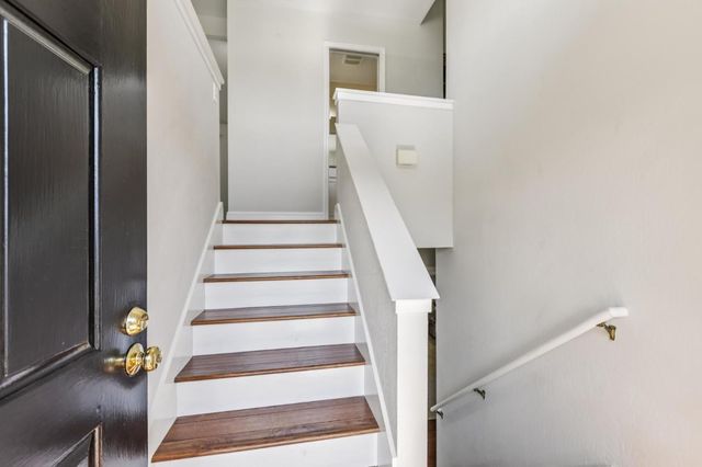 1077 Pearl Avenue, Moss Beach, CA 94038