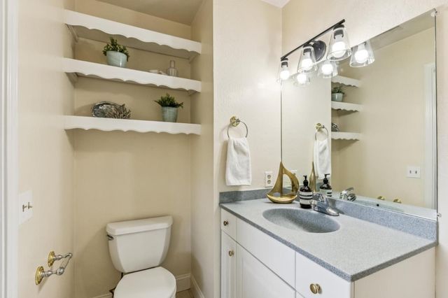 1077 Pearl Avenue, Moss Beach, CA 94038