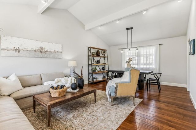 1077 Pearl Avenue, Moss Beach, CA 94038
