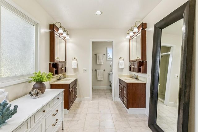 1077 Pearl Avenue, Moss Beach, CA 94038