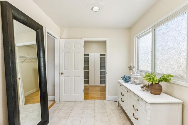 1077 Pearl Avenue, Moss Beach, CA 94038