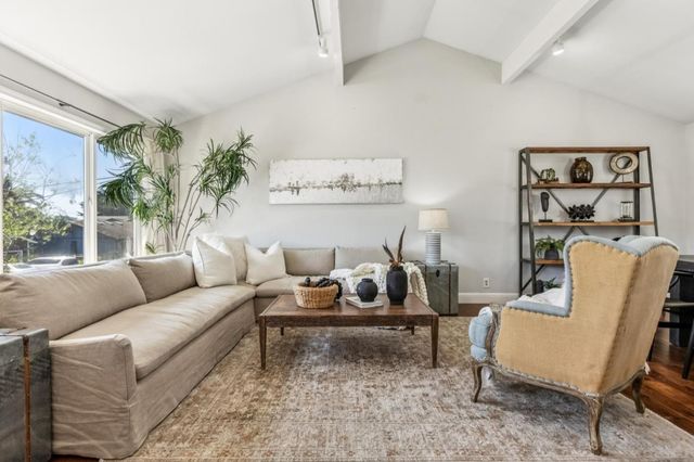 1077 Pearl Avenue, Moss Beach, CA 94038