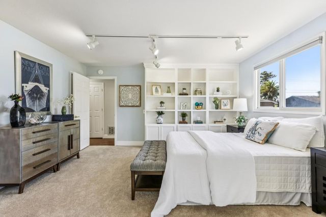 1077 Pearl Avenue, Moss Beach, CA 94038