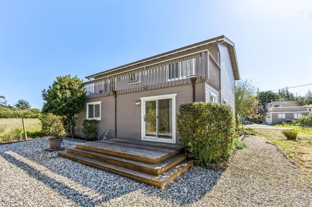 1077 Pearl Avenue, Moss Beach, CA 94038
