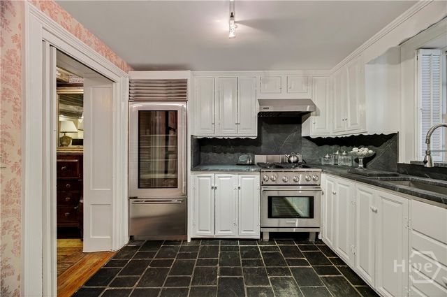 203 W Charlton Street, Savannah, GA 31401