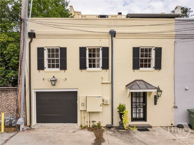 203 W Charlton Street, Savannah, GA 31401