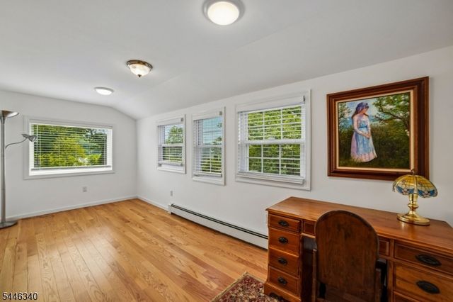 25 Lake Dr West, Wayne Twp., NJ 07470