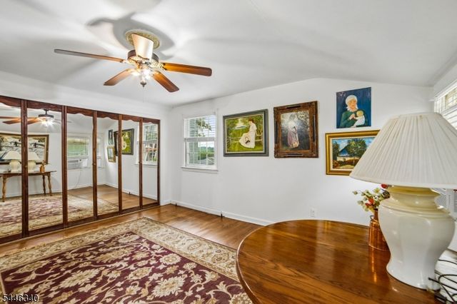 25 Lake Dr West, Wayne Twp., NJ 07470