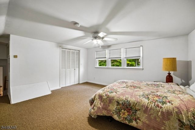 25 Lake Dr West, Wayne Twp., NJ 07470