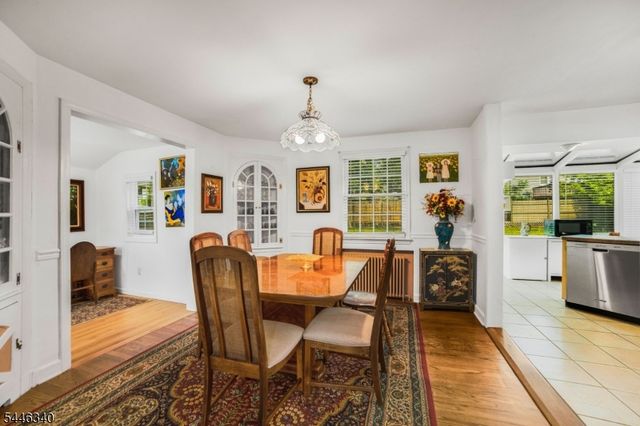 25 Lake Dr West, Wayne Twp., NJ 07470