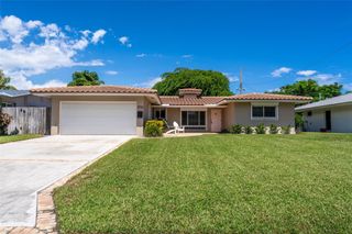 1711 NE 40th Ct, Oakland Park, FL 33334
