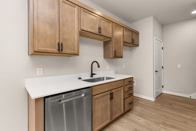 460 SW 12th Street, Des Moines, IA 50309