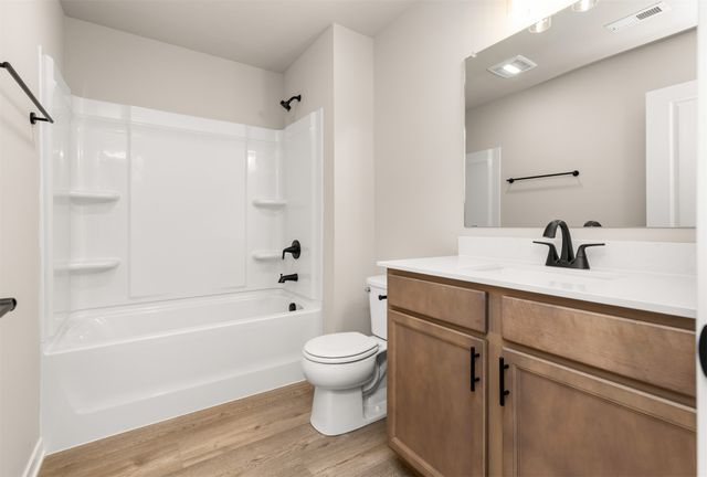 460 SW 12th Street, Des Moines, IA 50309