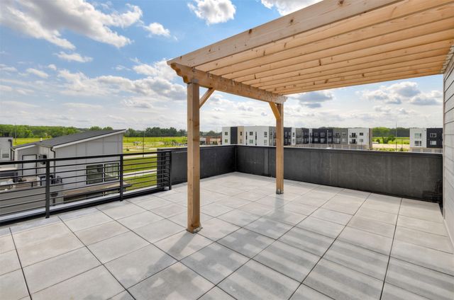 460 SW 12th Street, Des Moines, IA 50309