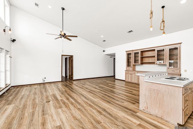7080 False River Rd, Oscar, LA 70762