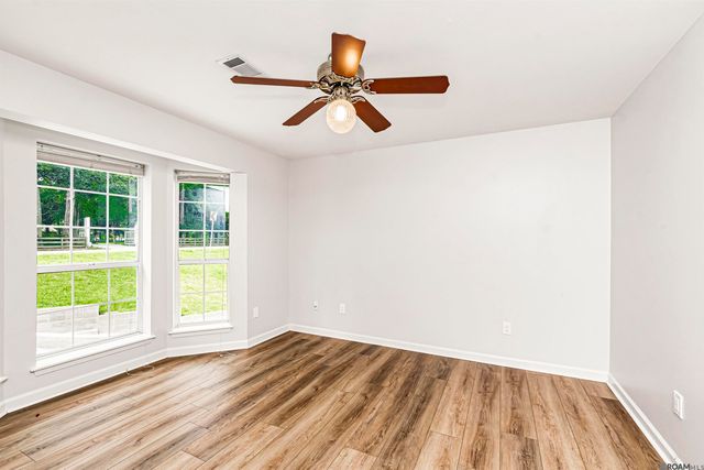 7080 False River Rd, Oscar, LA 70762