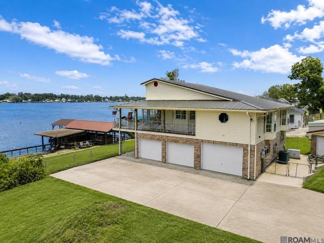 7080 False River Rd, Oscar, LA 70762