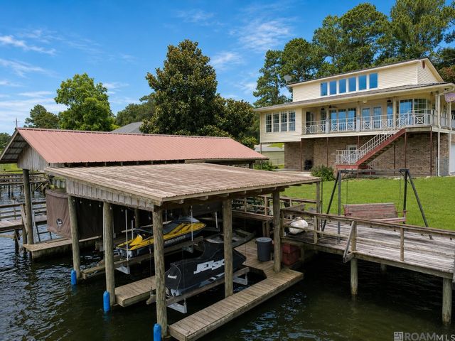 7080 False River Rd, Oscar, LA 70762