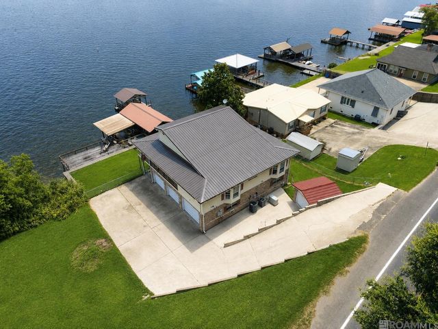 7080 False River Rd, Oscar, LA 70762