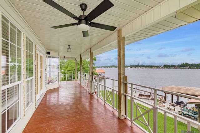 7080 False River Rd, Oscar, LA 70762