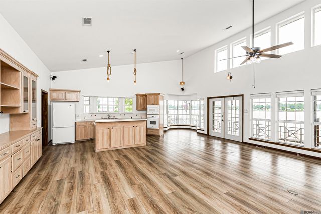 7080 False River Rd, Oscar, LA 70762