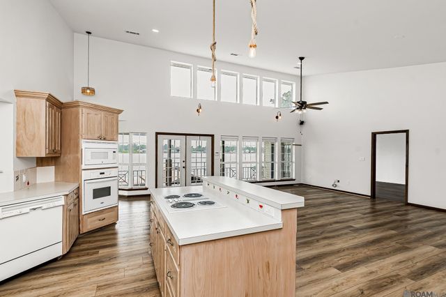 7080 False River Rd, Oscar, LA 70762