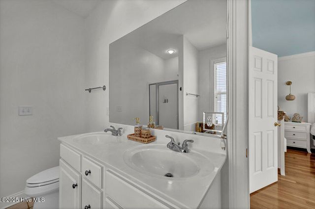 233 Silver Sloop Way, Carolina Beach, NC 28428