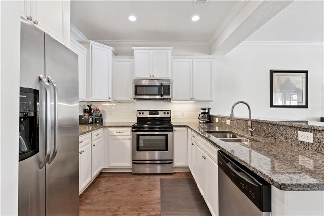 1003 Mariners Circle, St Simons Island, GA 31522