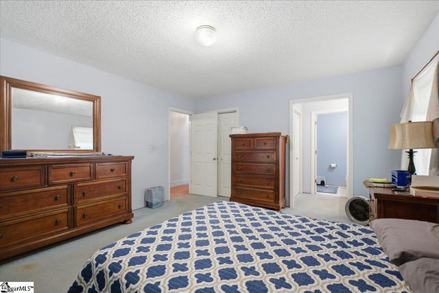 1040 Bennetts Bridge Road, Greer, SC 29651