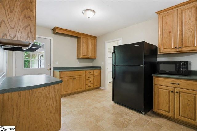 1040 Bennetts Bridge Road, Greer, SC 29651