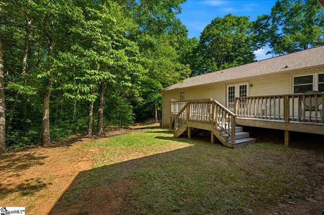 1040 Bennetts Bridge Road, Greer, SC 29651