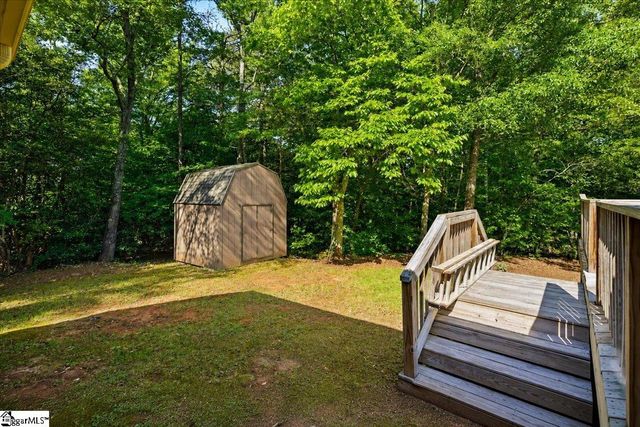 1040 Bennetts Bridge Road, Greer, SC 29651