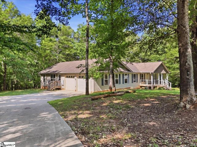1040 Bennetts Bridge Road, Greer, SC 29651