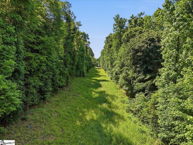 1040 Bennetts Bridge Road, Greer, SC 29651